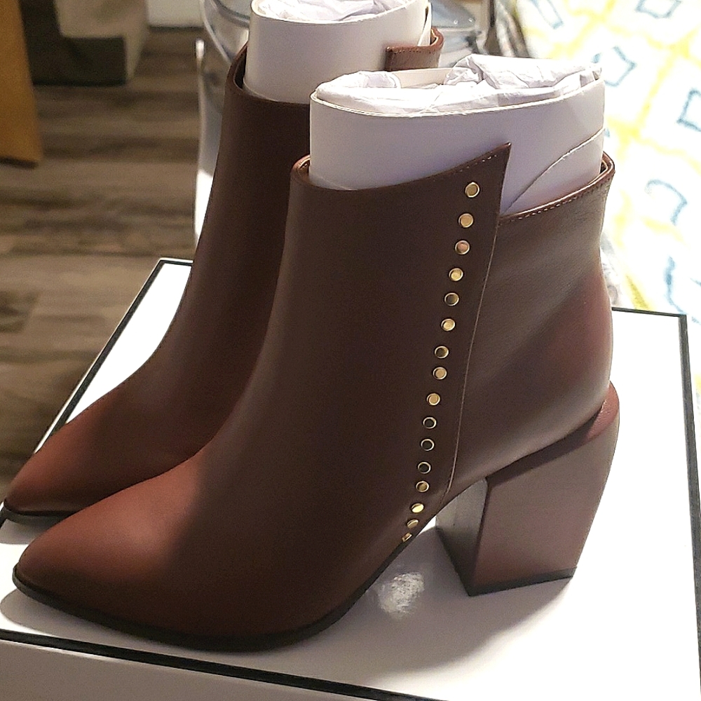 Ladies Allaswish Ankle Boots